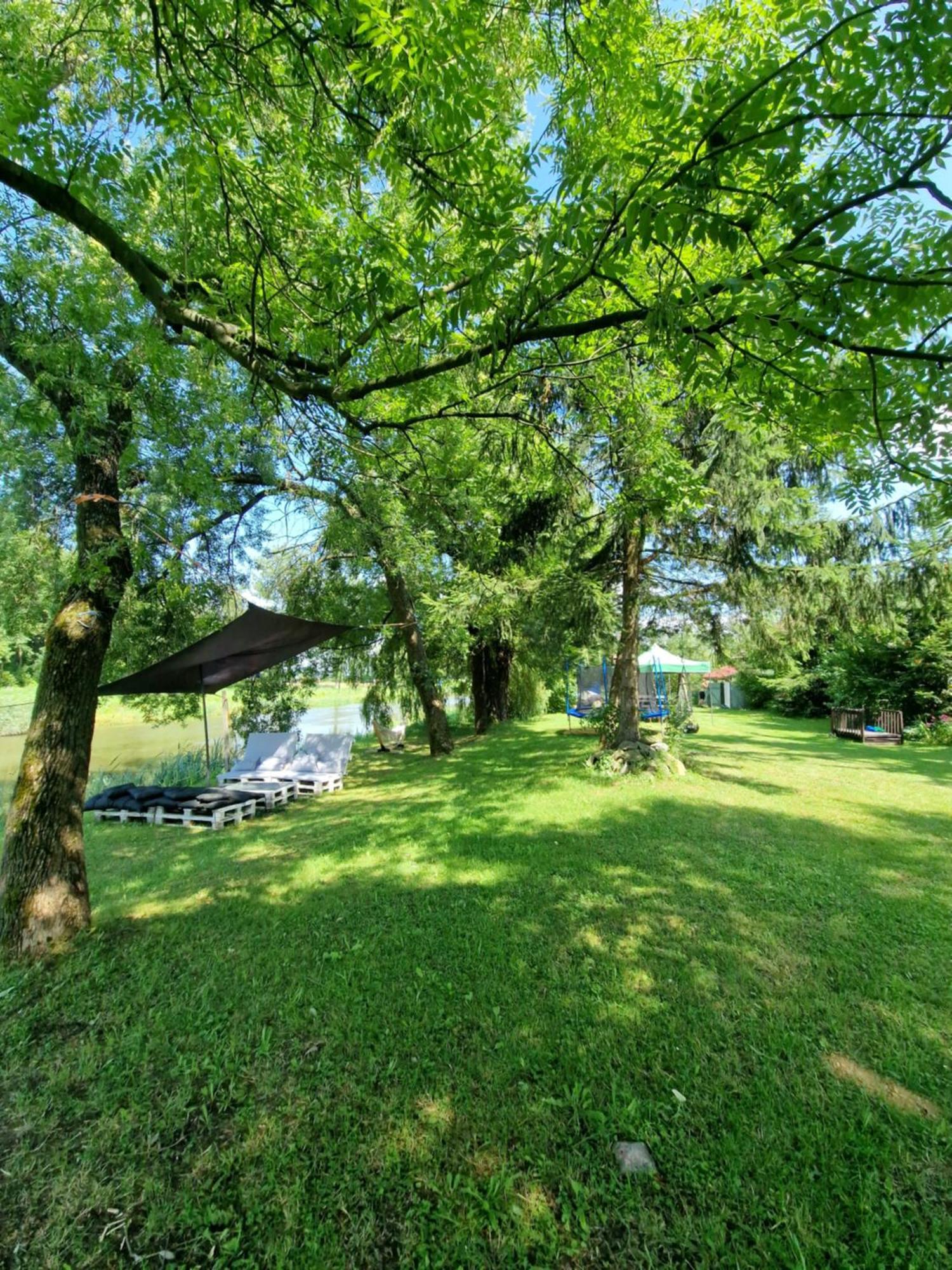 Noclegi Nad Woda Brzeznica  Extérieur photo